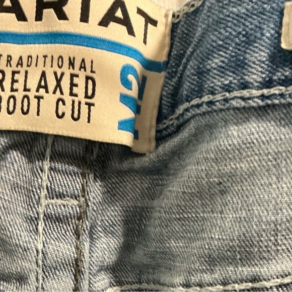 Ariat Men's Faded Blue Relaxed Jeans 36x30 - Picture 2 of 3